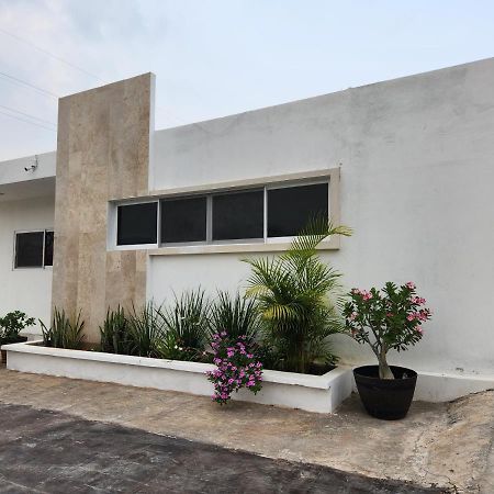 Pergola'S Road House Villa Campeche Exteriör bild