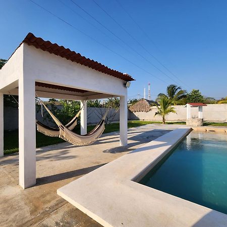 Pergola'S Road House Villa Campeche Exteriör bild